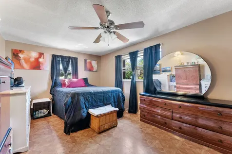 3177 SE Golden Gate Avenue Stuart FL 34997