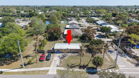 3177 SE Golden Gate Avenue Stuart FL 34997