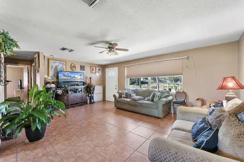 3177 SE Golden Gate Avenue Stuart FL 34997