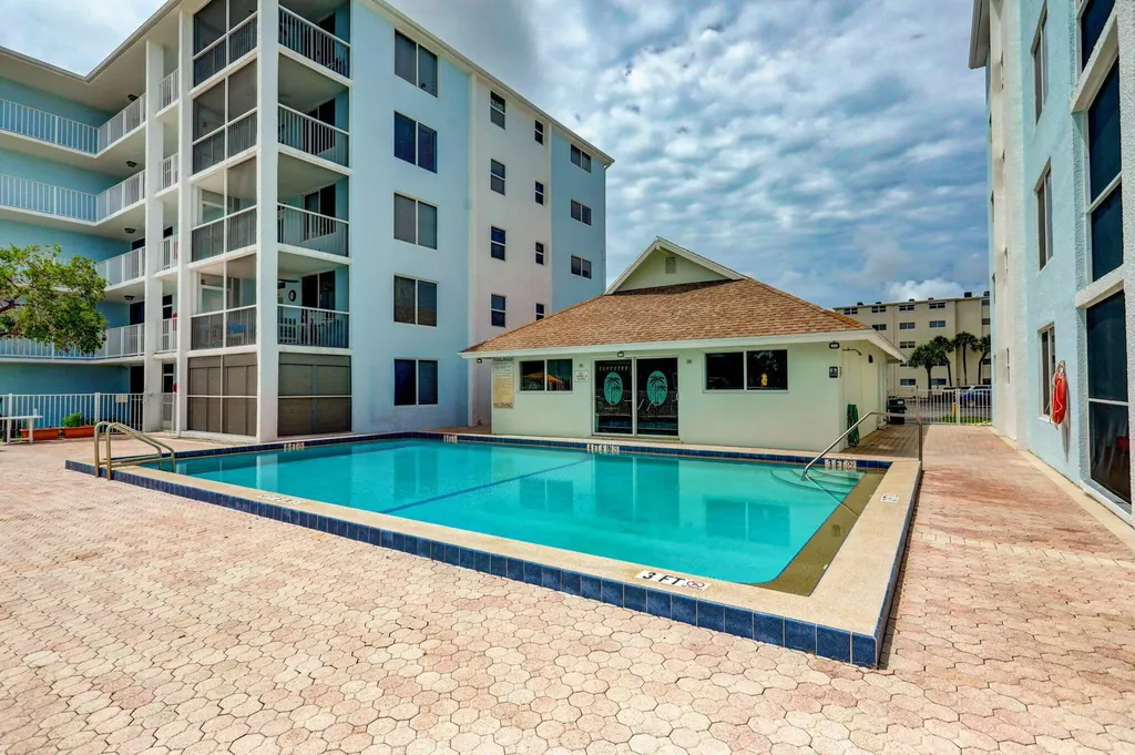 108 Paradise Harbour Boulevard North Palm Beach FL 33408