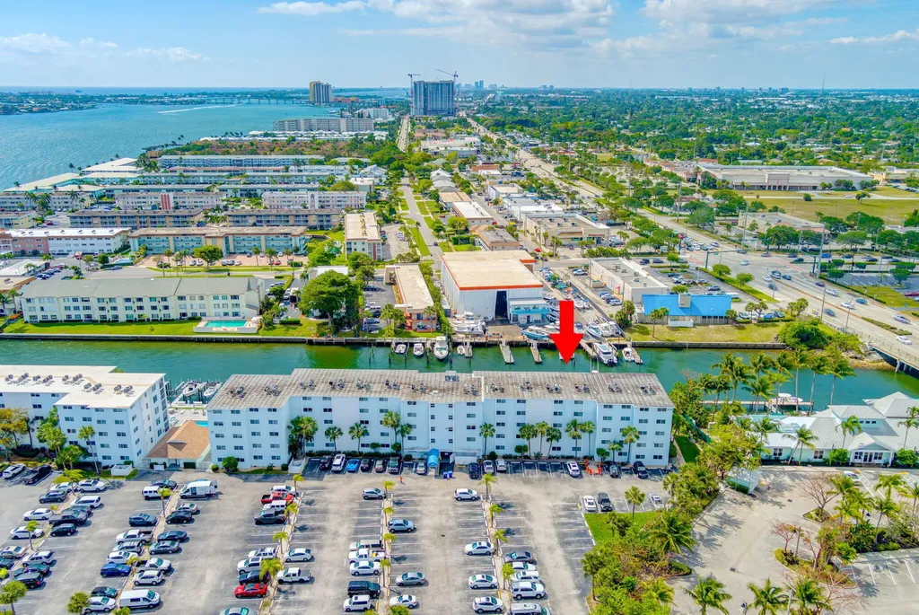 108 Paradise Harbour Boulevard North Palm Beach FL 33408