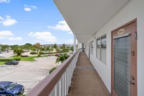3044 Wolverton C Boca Raton FL 33434