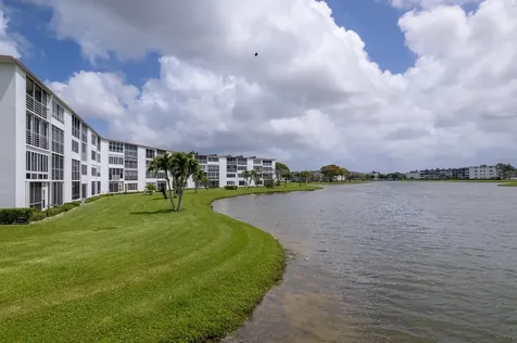 3044 Wolverton C Boca Raton FL 33434