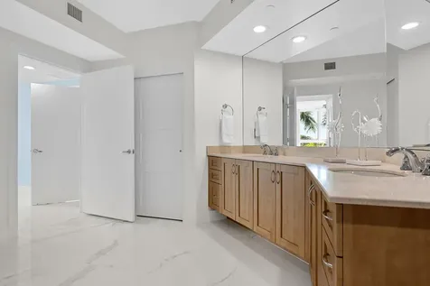 2821 N Ocean Boulevard Fort Lauderdale FL 33308