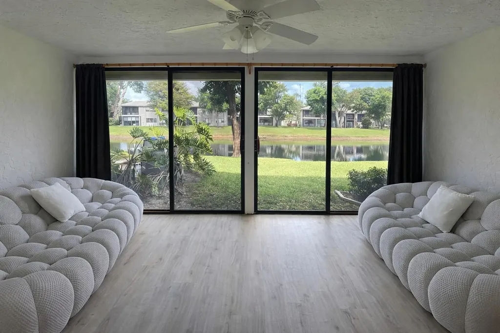 4 Westgate Lane Boynton Beach FL 33436