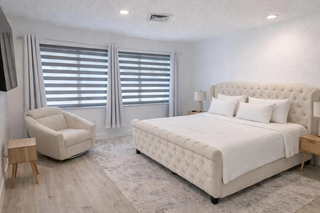 4 Westgate Lane Boynton Beach FL 33436