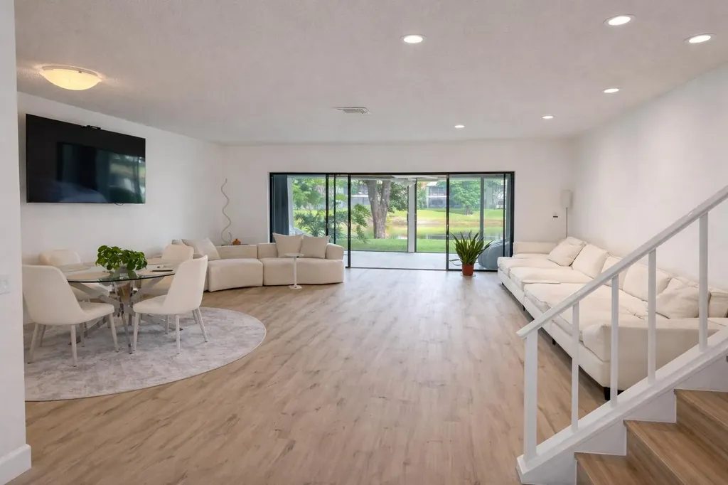 4 Westgate Lane Boynton Beach FL 33436