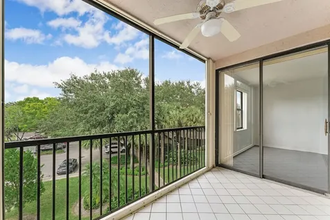 4400 NW 30th Street Coconut Creek FL 33066