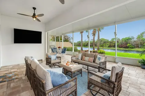 8338 SE Angelina Court Hobe Sound FL 33455