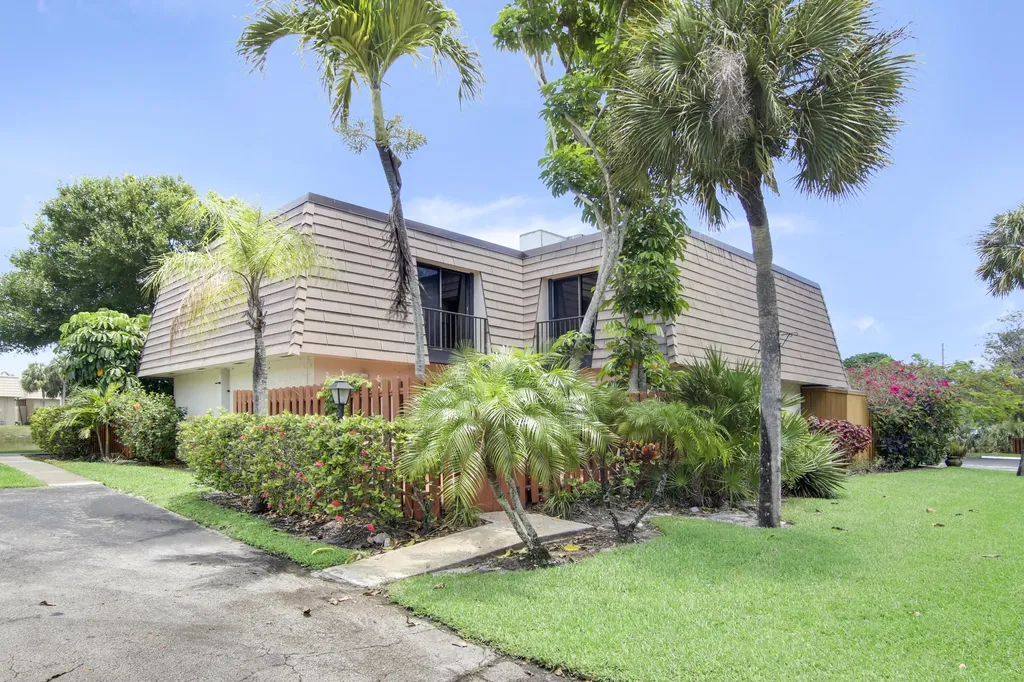 326 Jupiter Lakes Boulevard Jupiter FL 33458