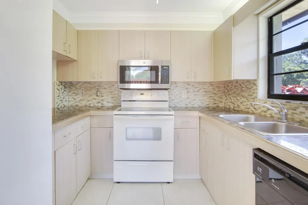 326 Jupiter Lakes Boulevard Jupiter FL 33458