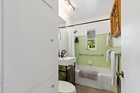 1828 N Ocean Breeze Lake Worth Beach FL 33460