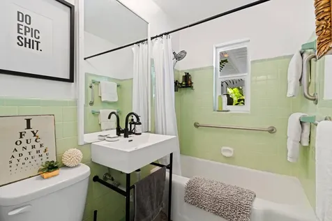1828 N Ocean Breeze Lake Worth Beach FL 33460