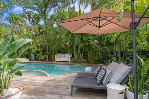 1828 N Ocean Breeze Lake Worth Beach FL 33460