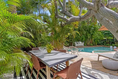 1828 N Ocean Breeze Lake Worth Beach FL 33460