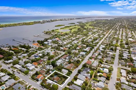 1828 N Ocean Breeze Lake Worth Beach FL 33460