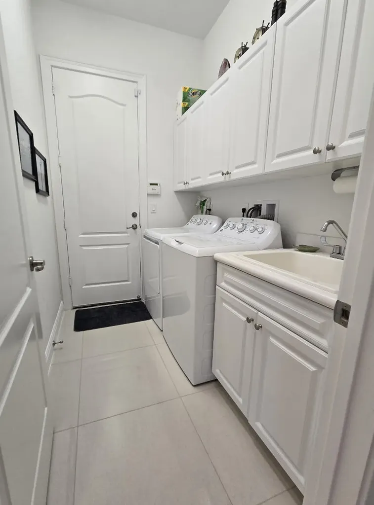 10311 Peninsula Place Parkland FL 33076