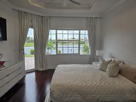 10311 Peninsula Place Parkland FL 33076