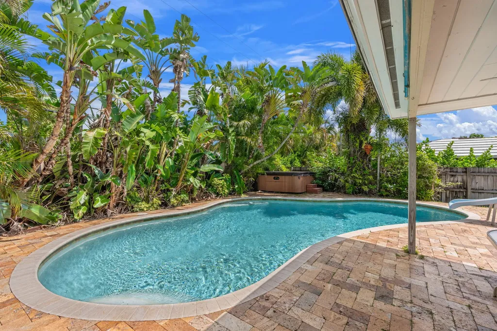 2625 NE 29th Street Fort Lauderdale FL 33306