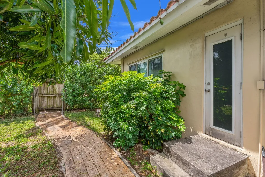 2625 NE 29th Street Fort Lauderdale FL 33306