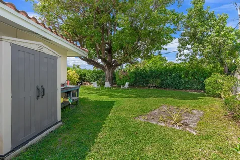 2625 NE 29th Street Fort Lauderdale FL 33306