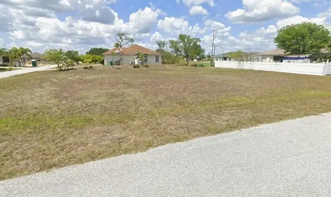 2003 NE 7th Avenue E Cape Coral FL 33909