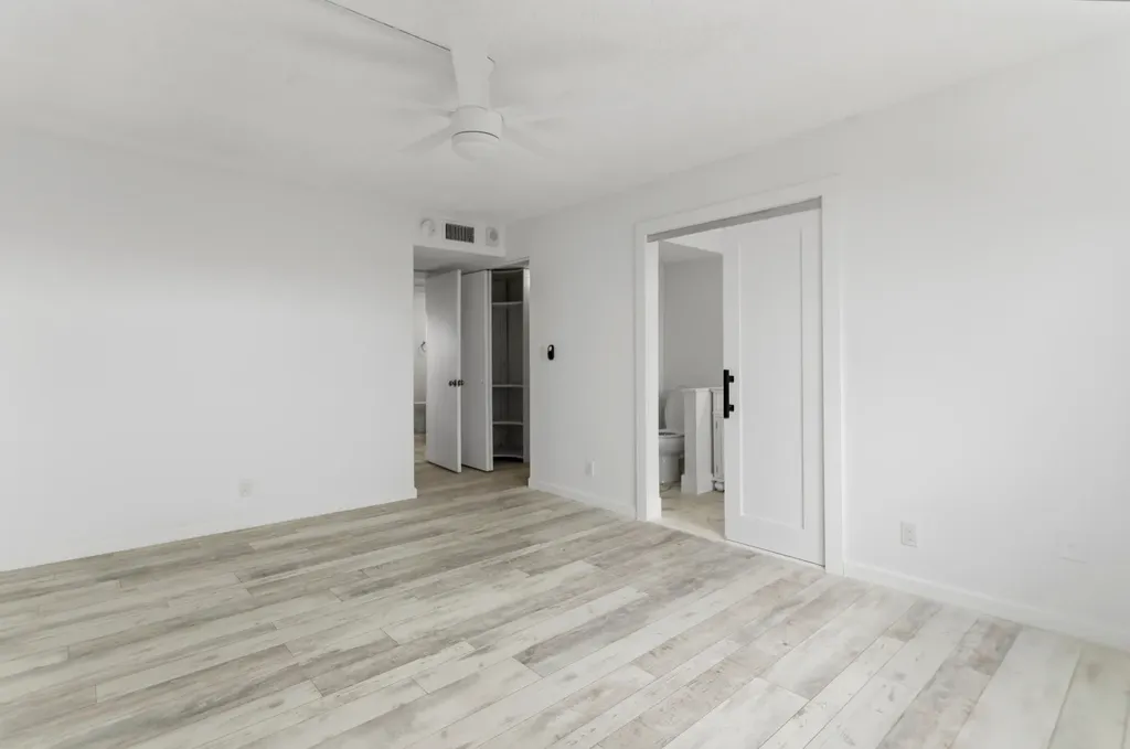 9233 SW 8th Street Boca Raton FL 33428