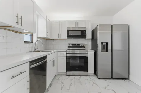 9233 SW 8th Street Boca Raton FL 33428