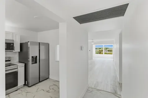 9233 SW 8th Street Boca Raton FL 33428
