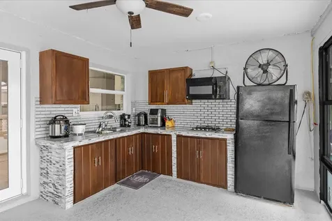 471 NW Sherbrooke Avenue Port St Lucie FL 34983