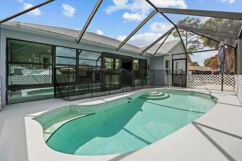 471 NW Sherbrooke Avenue Port St Lucie FL 34983