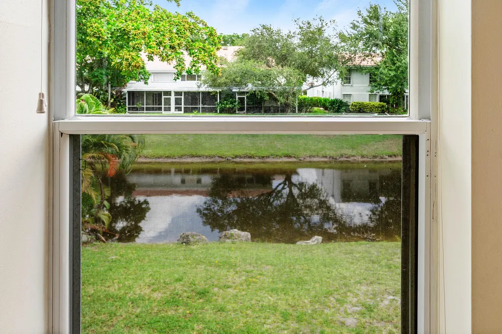 6157 Old Court Road Boca Raton FL 33433