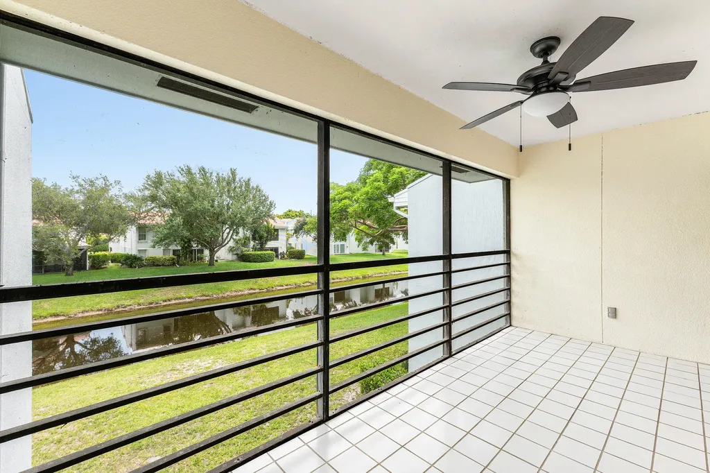 6157 Old Court Road Boca Raton FL 33433