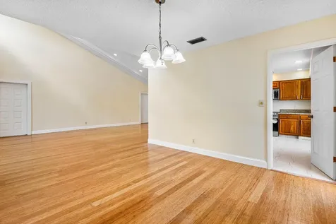 6157 Old Court Road Boca Raton FL 33433