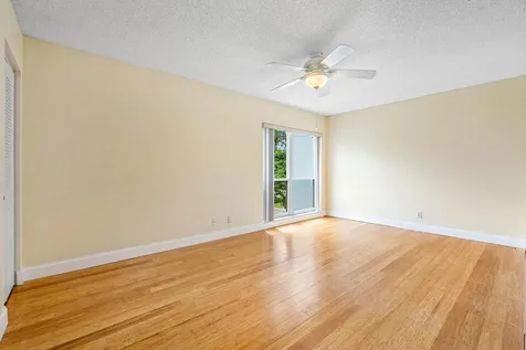 6157 Old Court Road Boca Raton FL 33433