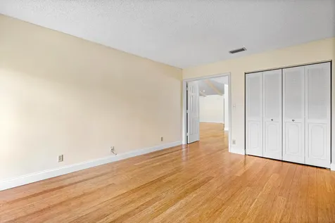 6157 Old Court Road Boca Raton FL 33433