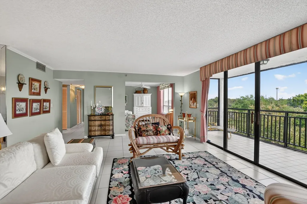 7170 Promenade Drive Boca Raton FL 33433