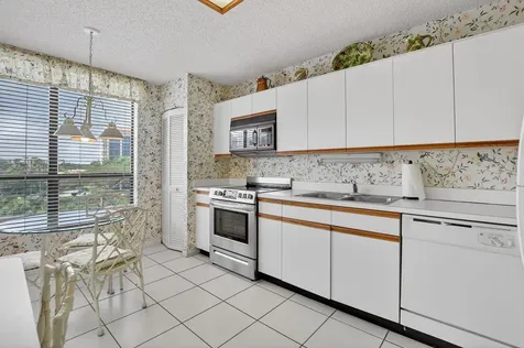 7170 Promenade Drive Boca Raton FL 33433