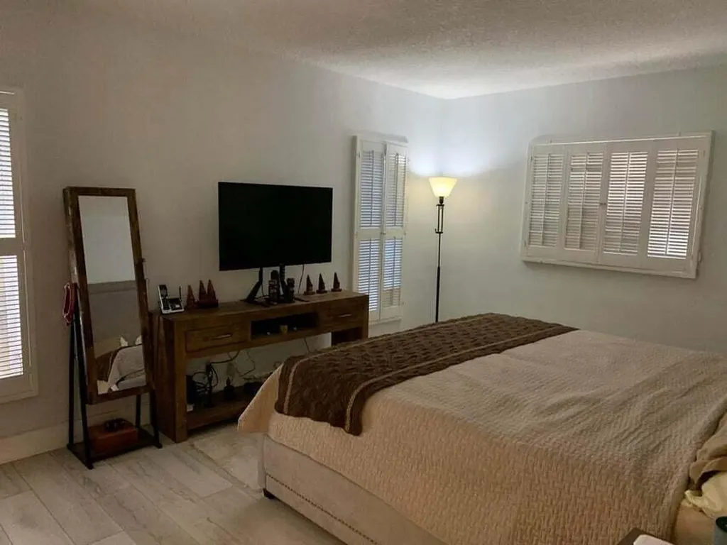 3230 Aqua Vista Drive Pompano Beach FL 33062