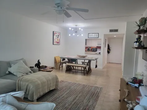 120 Lakeview Drive Weston FL 33326