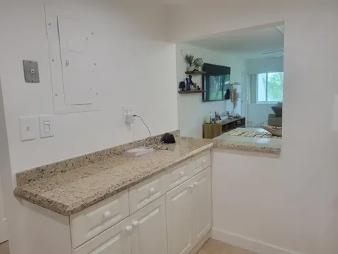 120 Lakeview Drive Weston FL 33326