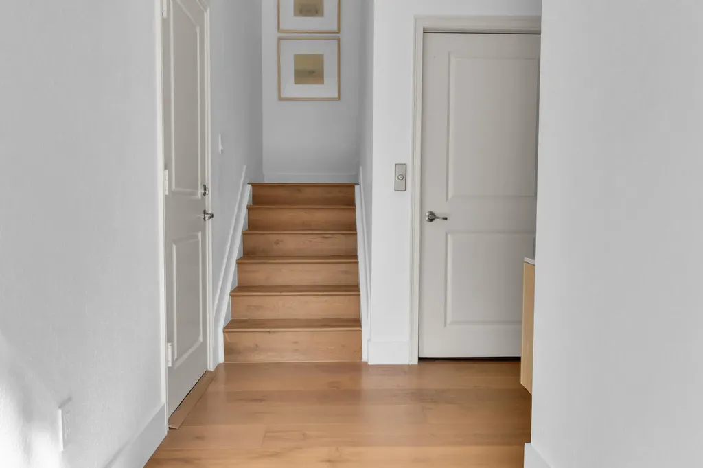 78 NW Hawthorne Place Boca Raton FL 33432