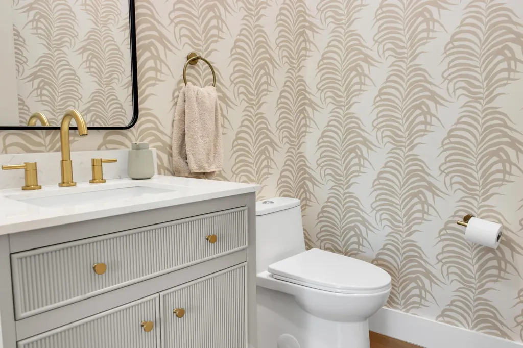 78 NW Hawthorne Place Boca Raton FL 33432