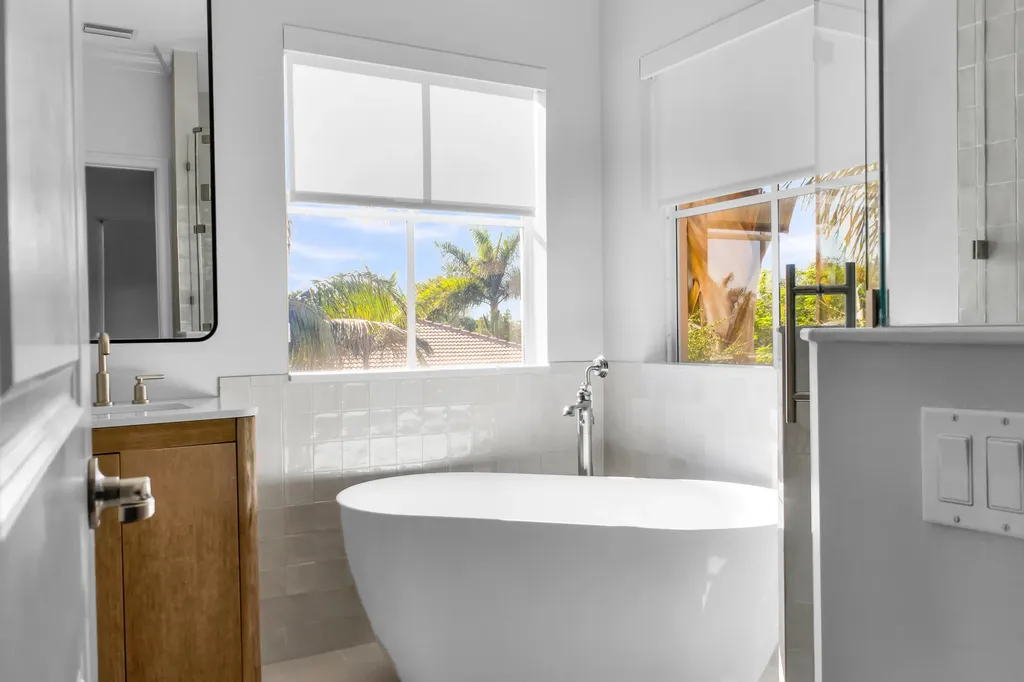 78 NW Hawthorne Place Boca Raton FL 33432