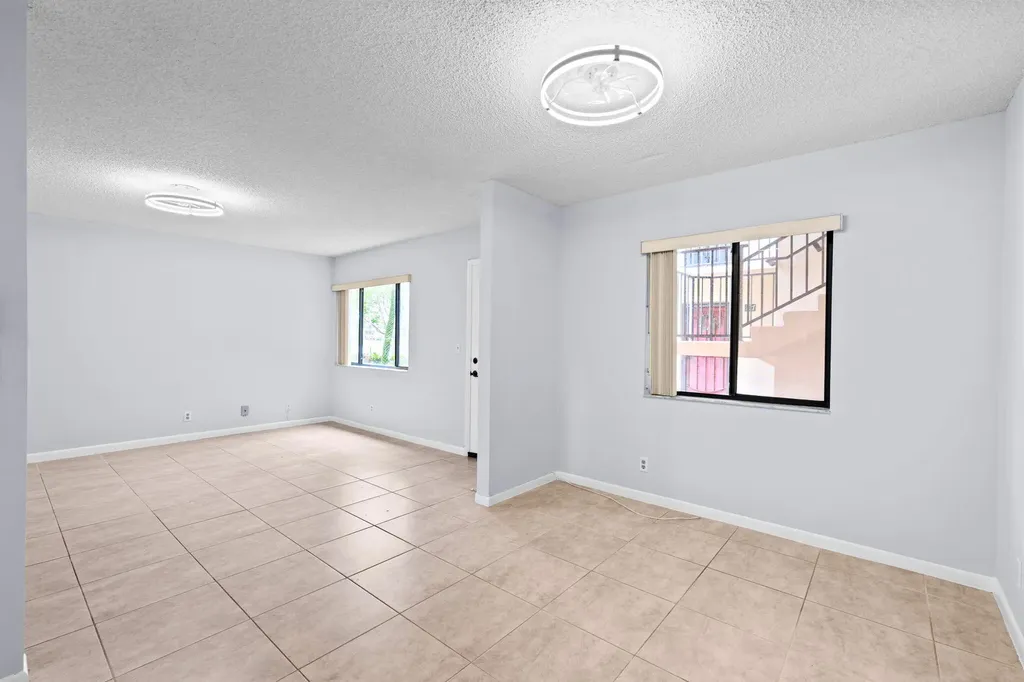 5310 Las Verdes Circle Delray Beach FL 33484