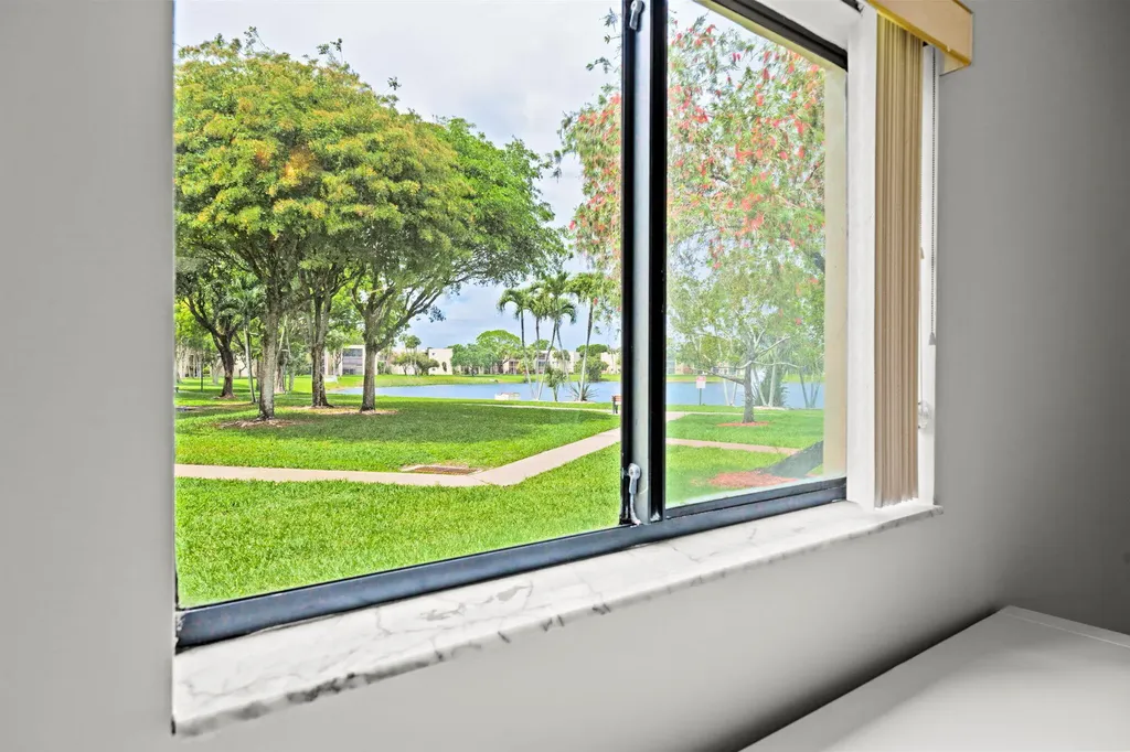 5310 Las Verdes Circle Delray Beach FL 33484