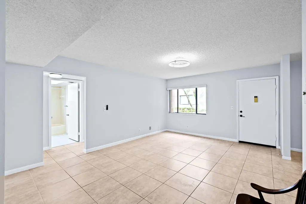 5310 Las Verdes Circle Delray Beach FL 33484