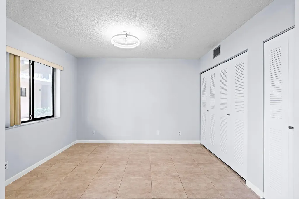 5310 Las Verdes Circle Delray Beach FL 33484
