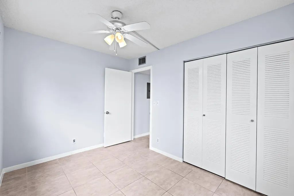 5310 Las Verdes Circle Delray Beach FL 33484