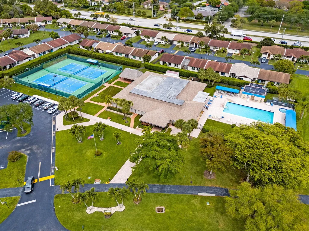 5310 Las Verdes Circle Delray Beach FL 33484
